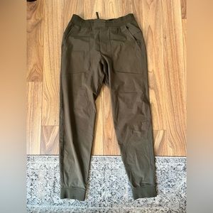 lululemon men’s M ABC jogger